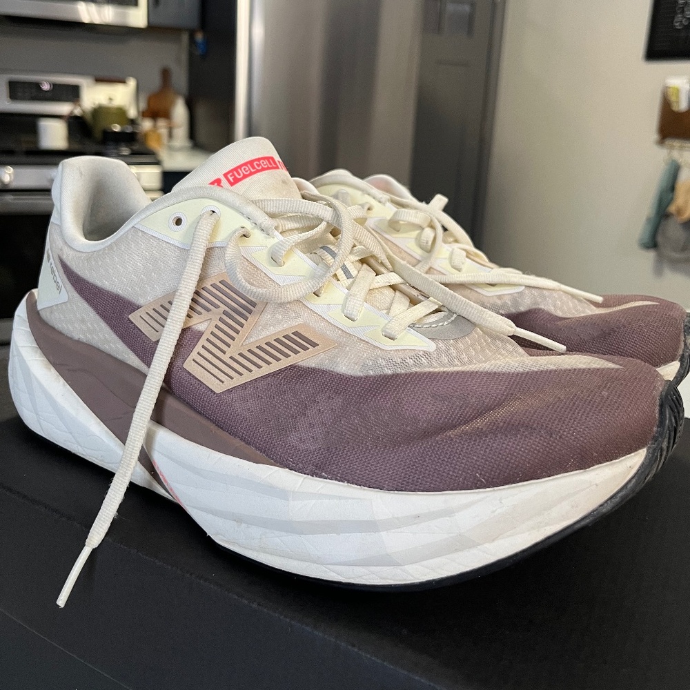 New Balance FuelCell Rebel v5 Running Sneaker | Men's size 9